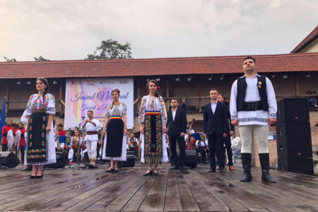 Imnul Naţional - Trecut şi Prezent Imnul Naţional - Trecut şi Prezent